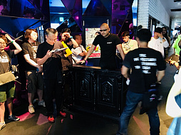 画像ギャラリー No.006のサムネイル画像 / マフィア梶田の二次元が来い!:第432回「クラブを守る龍が如くキメラティックな偉人バトル」