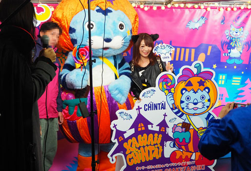 画像ギャラリー No.008のサムネイル画像 / 4Gamerが“きゃりーぱみゅぱみゅ パンプキンライブ2017”に行ってきた。「DJノブナガ」×「KPP」コラボの先行体験や,ライブレポートを掲載