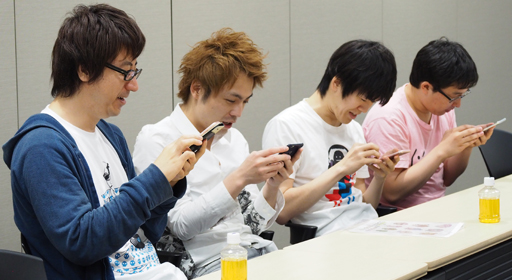 画像ギャラリー No.012のサムネイル画像 / 「DJノブナガ」プレイ体験会でコスケさん,ねててさん,ダチョーさんが協力プレイに挑戦。柴プロデューサーに配信延期の理由も尋ねたところ――