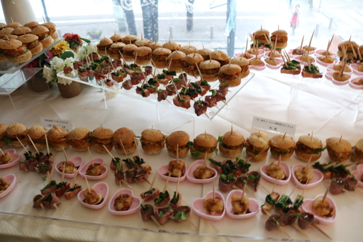 ���������꡼ No.017�Υ���ͥ������ / �֥٥륻�륯�ץ���ܤ�ȯɽ���줿��D��2 ��������ž�� ��٥졼�������ۿ�2��ǯ��ǰ�ե���ߡ��ƥ��󥰤��ݡ���