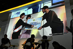 ���������꡼ No.007�Υ���ͥ������ / ��TGS 2017�ϥ��ޥۥ��ץ�����ơ�LayereD Stories 0�פ�ȯɽ����ͥ�����ǥ�������ͥ�������� ��ʿ������򺽺���������о줷����Project LayereD�ץ��ơ������ݡ���