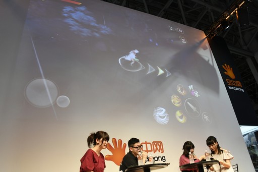 画像ギャラリー No.017のサムネイル画像 / 竹達彩奈さんと田辺留依さんが高級焼肉をかけて真剣勝負! 収録時のエピソードなども聞けたTGSでの「R.E.D」ステージイベントをレポート