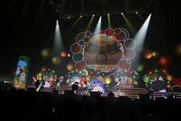 画像ギャラリー No.004のサムネイル画像 / 765プロとミリオンスターズによる,“ごった煮”ライブ「THE IDOLM@STER 765 MILLIONSTARS HOTCHPOTCH FESTIV@L!!」をレポート