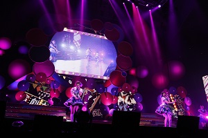 画像ギャラリー No.033のサムネイル画像 / 765プロとミリオンスターズによる,“ごった煮”ライブ「THE IDOLM@STER 765 MILLIONSTARS HOTCHPOTCH FESTIV@L!!」をレポート