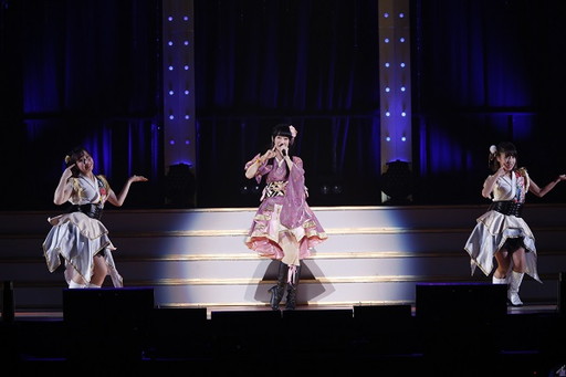 画像ギャラリー No.027のサムネイル画像 / 「アイドルマスター」765プロ久々の単独公演「初星宴舞」をレポート。特別版の歌マスや久々の“あの曲”で幕張が燃えた