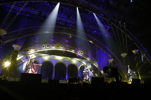 画像ギャラリー No.029のサムネイル画像 / 「アイドルマスター」765プロ久々の単独公演「初星宴舞」をレポート。特別版の歌マスや久々の“あの曲”で幕張が燃えた