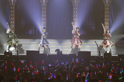 画像ギャラリー No.031のサムネイル画像 / 「アイドルマスター」765プロ久々の単独公演「初星宴舞」をレポート。特別版の歌マスや久々の“あの曲”で幕張が燃えた