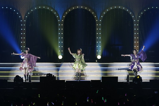 画像ギャラリー No.041のサムネイル画像 / 「アイドルマスター」765プロ久々の単独公演「初星宴舞」をレポート。特別版の歌マスや久々の“あの曲”で幕張が燃えた