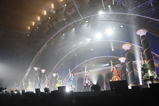 画像ギャラリー No.051のサムネイル画像 / 「アイドルマスター」765プロ久々の単独公演「初星宴舞」をレポート。特別版の歌マスや久々の“あの曲”で幕張が燃えた