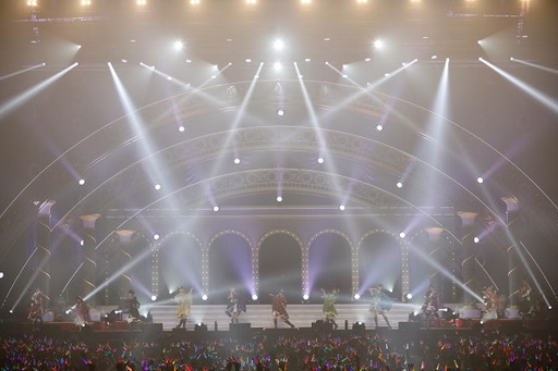 画像ギャラリー No.052のサムネイル画像 / 「アイドルマスター」765プロ久々の単独公演「初星宴舞」をレポート。特別版の歌マスや久々の“あの曲”で幕張が燃えた