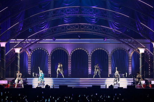 画像ギャラリー No.060のサムネイル画像 / 「アイドルマスター」765プロ久々の単独公演「初星宴舞」をレポート。特別版の歌マスや久々の“あの曲”で幕張が燃えた