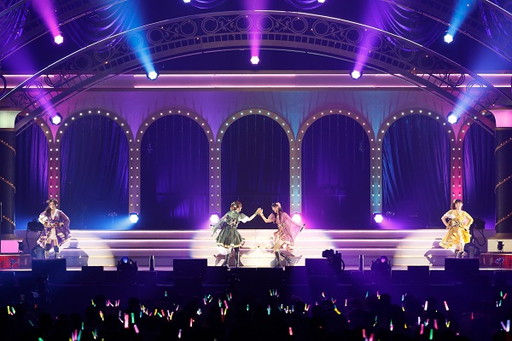 画像ギャラリー No.064のサムネイル画像 / 「アイドルマスター」765プロ久々の単独公演「初星宴舞」をレポート。特別版の歌マスや久々の“あの曲”で幕張が燃えた