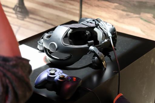 ²èÁü¥®¥ã¥é¥ê¡¼ No.003¤Î¥µ¥à¥Í¥¤¥ë²èÁü / ¡ÎTGS 2018¡ÏÅÅǾ¾¯½÷¥·¥í¤¬·â¤Á¡¤¤Ð¤¢¤Á¤ã¤ë¤¬ÍÙ¤ë!?¡¡KLab¥Ö¡¼¥¹¤Ç¡Ö²Ò¤Ä¥ô¥¡¡¼¥ë¥Ï¥¤¥È¡×¤ÎVRÂ賤ò¤·¤Æ¤¤¿