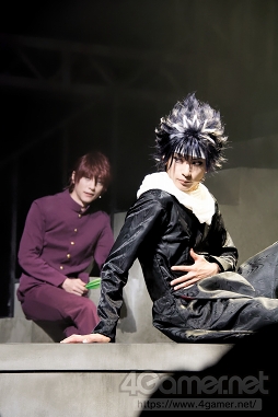 画像ギャラリー No.005のサムネイル画像 / あの“芸”から特別読切「TWO SHOTS」まで再現。舞台「幽☆遊☆白書」ゲネプロ公演をレポート