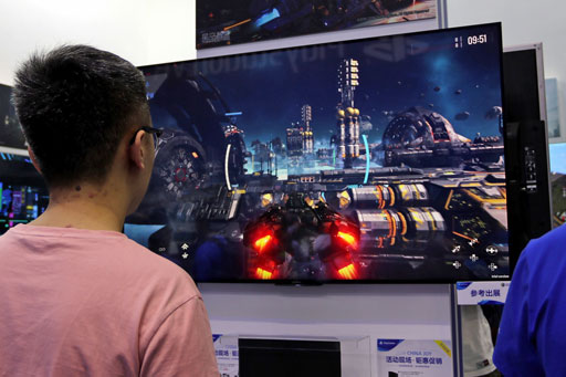 ���������꡼ No.002�Υ���ͥ������ / ��CJ2018�ϱ�����֤Ǵ�����򷫤깭�����Fringe Wars�פ��ץ쥤���֥��Ÿ��Xbox One��PC�ǤΥ�꡼��ͽ���