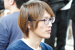 画像ギャラリー No.004のサムネイル画像 / 「ストリートファイターV アーケードエディション」の発売記念イベントが開催。ときどさんとマゴさんが,本気の戦いを繰り広げた