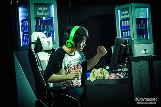 ꡼ No.137 | EVO JapanϡBBCFסKOF XIVפͥԤꤷ2TwitterޤȤᡣ֥V AEפʤ4ȥǺǽʽмԤ