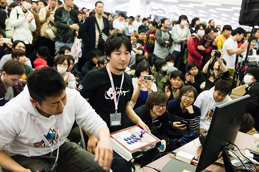 ꡼ No.170 | EVO JapanϡBBCFסKOF XIVפͥԤꤷ2TwitterޤȤᡣ֥V AEפʤ4ȥǺǽʽмԤ