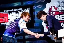 ꡼ No.015 | Ʈ2018ϡ֥ȥ꡼ȥեV AEƮGP辡ݡȡͥ޶200ߤΤĶ󥮥