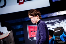 ꡼ No.016 | Ʈ2018ϡ֥ȥ꡼ȥեV AEƮGP辡ݡȡͥ޶200ߤΤĶ󥮥