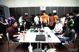 ���������꡼ No.012�Υ���ͥ������ / ��TGS 2018�ϤȤ��������ͥ��������Ĥ�����CAPCOM Pro Tour ����ѥ�ץ�ߥ��ץե��ȥ�ݡ��ȡ�700̾�����Τ����ä���޹��2���֤�Ž̤��Ƥ��Ϥ�