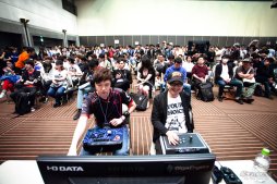 ���������꡼ No.058�Υ���ͥ������ / ��TGS 2018�ϤȤ��������ͥ��������Ĥ�����CAPCOM Pro Tour ����ѥ�ץ�ߥ��ץե��ȥ�ݡ��ȡ�700̾�����Τ����ä���޹��2���֤�Ž̤��Ƥ��Ϥ�