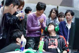 ���������꡼ No.064�Υ���ͥ������ / ��TGS 2018�ϤȤ��������ͥ��������Ĥ�����CAPCOM Pro Tour ����ѥ�ץ�ߥ��ץե��ȥ�ݡ��ȡ�700̾�����Τ����ä���޹��2���֤�Ž̤��Ƥ��Ϥ�