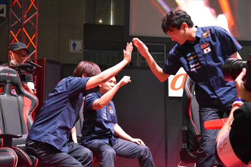 ���������꡼ No.015�Υ���ͥ������ / ����ȥ������ζ������꤬���͡�eSPORTS ��ݥ����󥸥��åס֥��ȥ꡼�ȥե��������� ���������ɥ��ǥ�����������ե��ȥ�ݡ���