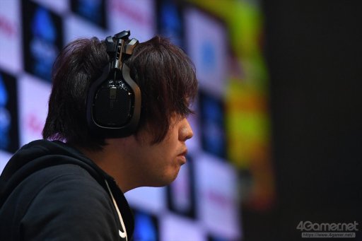 ꡼ No.019 | EVO Japanϼ̿ȶ˿֤Day3ϥݡȤޤȤᡣŴ7ס֥V AEפʤ4η辡Ԥ졤3֤ˤ錄Ʈ夹