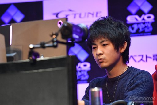 ꡼ No.028 | EVO Japanϼ̿ȶ˿֤Day3ϥݡȤޤȤᡣŴ7ס֥V AEפʤ4η辡Ԥ졤3֤ˤ錄Ʈ夹