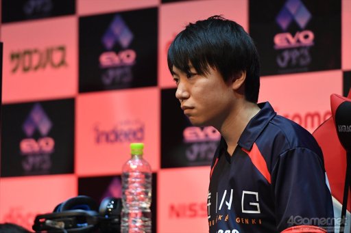 ꡼ No.046 | EVO Japanϼ̿ȶ˿֤Day3ϥݡȤޤȤᡣŴ7ס֥V AEפʤ4η辡Ԥ졤3֤ˤ錄Ʈ夹