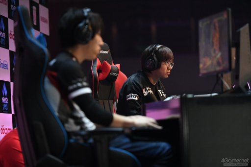 ꡼ No.133 | EVO Japanϼ̿ȶ˿֤Day3ϥݡȤޤȤᡣŴ7ס֥V AEפʤ4η辡Ԥ졤3֤ˤ錄Ʈ夹