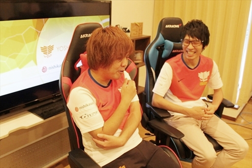 画像ギャラリー No.002のサムネイル画像 / まちゃぼー選手&RAIN選手インタビュー。競技シーンの最前線で戦い続ける2人にEVO2019を振り返ってもらった