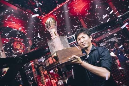 ꡼ No.004Υͥ / Red Bull KumiteͽեޥåȤ䳫Ϥʤɤȯɽ