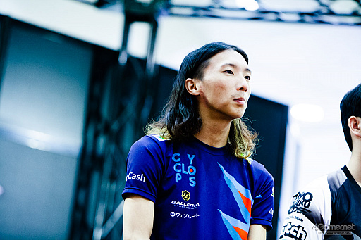 ���������꡼ No.001�Υ���ͥ������ / �������ܻؤ����Ԥ����ä���Red Bull Kumite Japan Final�ץե��ȥ�ݡ��ȡ��ե�󥹹Ԥ��������Fudohƣ¼����μ��