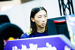 ���������꡼ No.016�Υ���ͥ������ / �������ܻؤ����Ԥ����ä���Red Bull Kumite Japan Final�ץե��ȥ�ݡ��ȡ��ե�󥹹Ԥ��������Fudohƣ¼����μ��