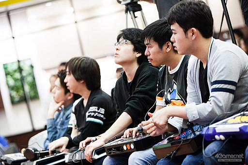 ���������꡼ No.019�Υ���ͥ������ / �������ܻؤ����Ԥ����ä���Red Bull Kumite Japan Final�ץե��ȥ�ݡ��ȡ��ե�󥹹Ԥ��������Fudohƣ¼����μ��