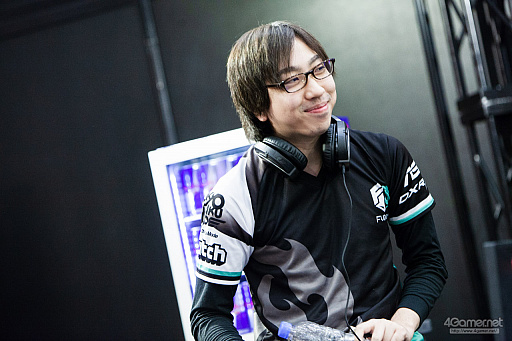 ���������꡼ No.069�Υ���ͥ������ / �������ܻؤ����Ԥ����ä���Red Bull Kumite Japan Final�ץե��ȥ�ݡ��ȡ��ե�󥹹Ԥ��������Fudohƣ¼����μ��