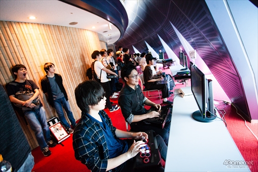 ���������꡼ No.005�Υ���ͥ������ / �֥���V AE�פȡ֥ɥ饴��ܡ���ե����������פ��ԼԤ����롣Ǧism��ŤΥ��ߥ�˥ƥ����٥�ȡ�Tokyo Offline Party 7�ɥ�ݡ���