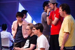 ���������꡼ No.033�Υ���ͥ������ / �֥���V AE�פȡ֥ɥ饴��ܡ���ե����������פ��ԼԤ����롣Ǧism��ŤΥ��ߥ�˥ƥ����٥�ȡ�Tokyo Offline Party 7�ɥ�ݡ���