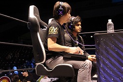 画像ギャラリー No.003のサムネイル画像 / FAV gaming所属のsako選手がCEO2018「ストリートファイターV AE」部門で4位に入賞