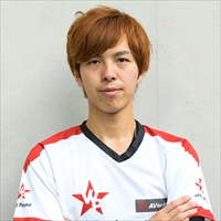 画像ギャラリー No.002のサムネイル画像 / ウェルプレイド,ダブル選手とヴァナオ選手との「EVO 2018」スポットスポンサード契約を締結