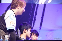 ���������꡼ No.043�Υ���ͥ������ / �֥��ȥ꡼�ȥե��������꡼�� powered by RAGE�׷辡���ե��ȥ�ݡ��ȡ��Ķ����󥮥�������Ψ�����ITAZAN OCEAN�פ�ͥ����̤���