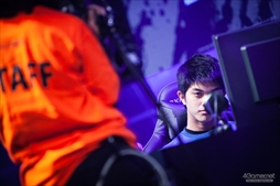 ���������꡼ No.045�Υ���ͥ������ / �֥��ȥ꡼�ȥե��������꡼�� powered by RAGE�׷辡���ե��ȥ�ݡ��ȡ��Ķ����󥮥�������Ψ�����ITAZAN OCEAN�פ�ͥ����̤���