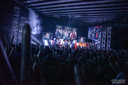 ���������꡼ No.075�Υ���ͥ������ / �֥��ȥ꡼�ȥե��������꡼�� powered by RAGE�׷辡���ե��ȥ�ݡ��ȡ��Ķ����󥮥�������Ψ�����ITAZAN OCEAN�פ�ͥ����̤���