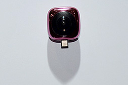 画像ギャラリー No.026のサムネイル画像 / Huaweiが誇るフラッグシップスマートフォン「Mate 10 Pro」ハンズオン。国内でも販売予定の6インチ級は大きいけれど持ちやすい