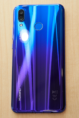 画像集 No.004のサムネイル画像 / Huaweiの新型スマートフォン「nova 3」テストレポート。ずば抜けたところはないが価格対スペック比の高さは魅力だ