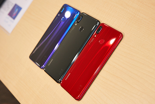 画像集 No.005のサムネイル画像 / Huaweiの新型スマートフォン「nova 3」テストレポート。ずば抜けたところはないが価格対スペック比の高さは魅力だ