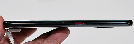 ���������꡼ No.013�Υ���ͥ������ / Huawei�ο������ޡ��ȥե����Mate 20�ץ��꡼���µ���ݡ��ȡ��緿�ǤⰮ��䤹����Mate 20 Pro�פ�����