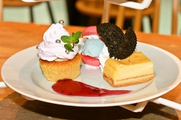 ���������꡼ No.017�Υ���ͥ������ / ���ʸ�������������ΡȤ���Ƥʤ��ɤ��δ���������ܥ��ե���DREAM!ing WhiteDay Cafe�פ��ݡ���